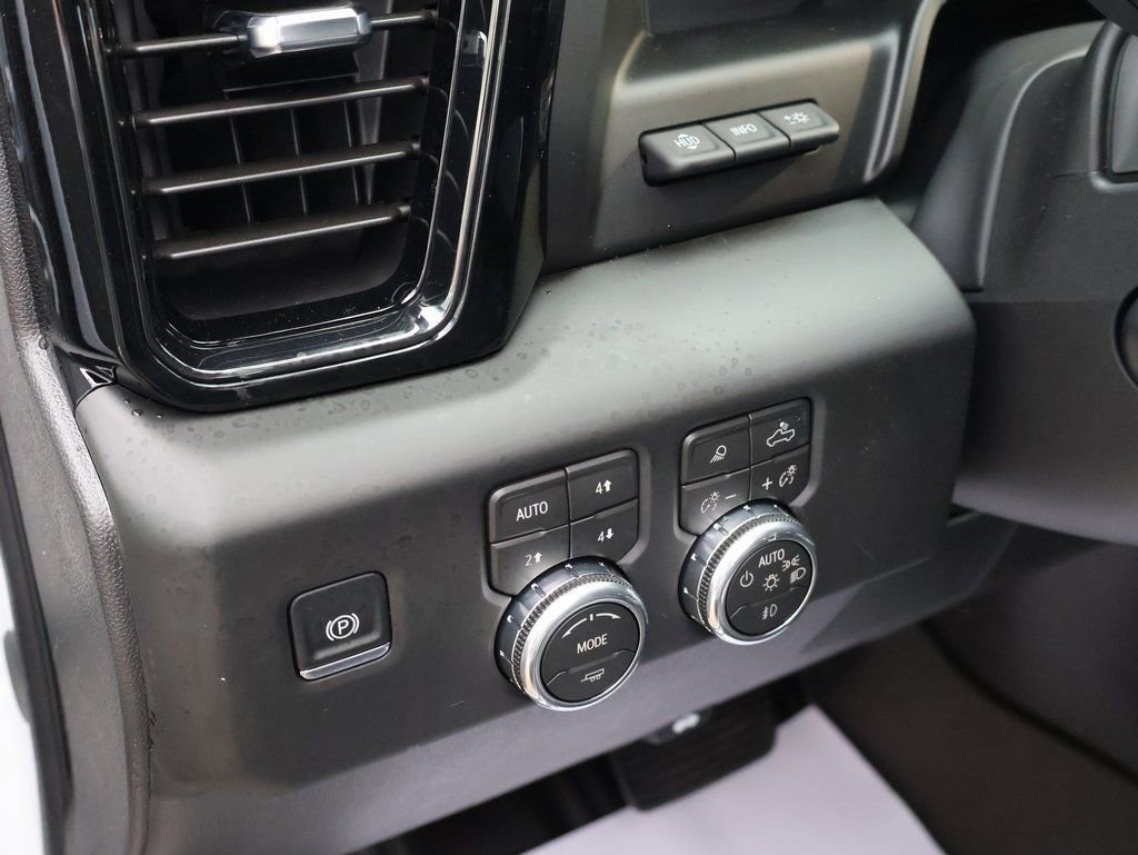 New 2026 GMC Sierra 1500 AT4X w/ LPO, Black Badging Package image 12
