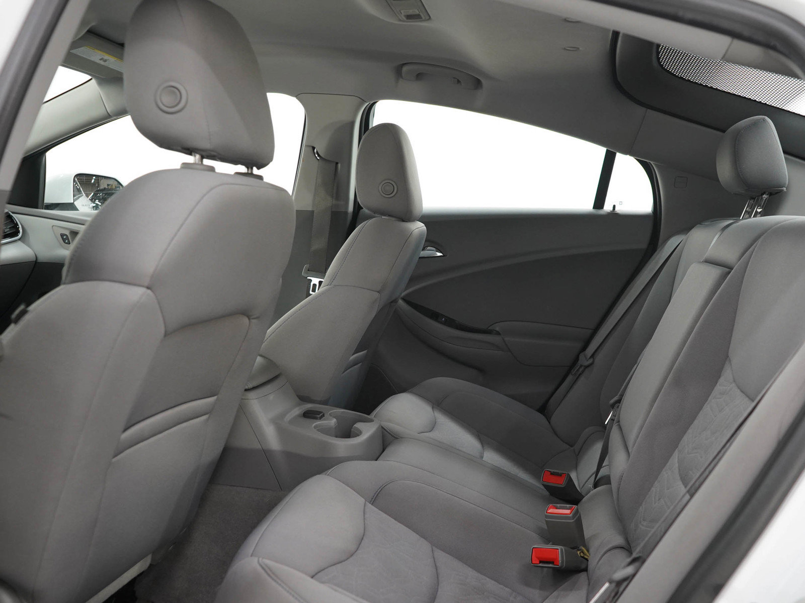 Used 2017 Chevrolet Volt LT w/ Comfort Package FWD image 13
