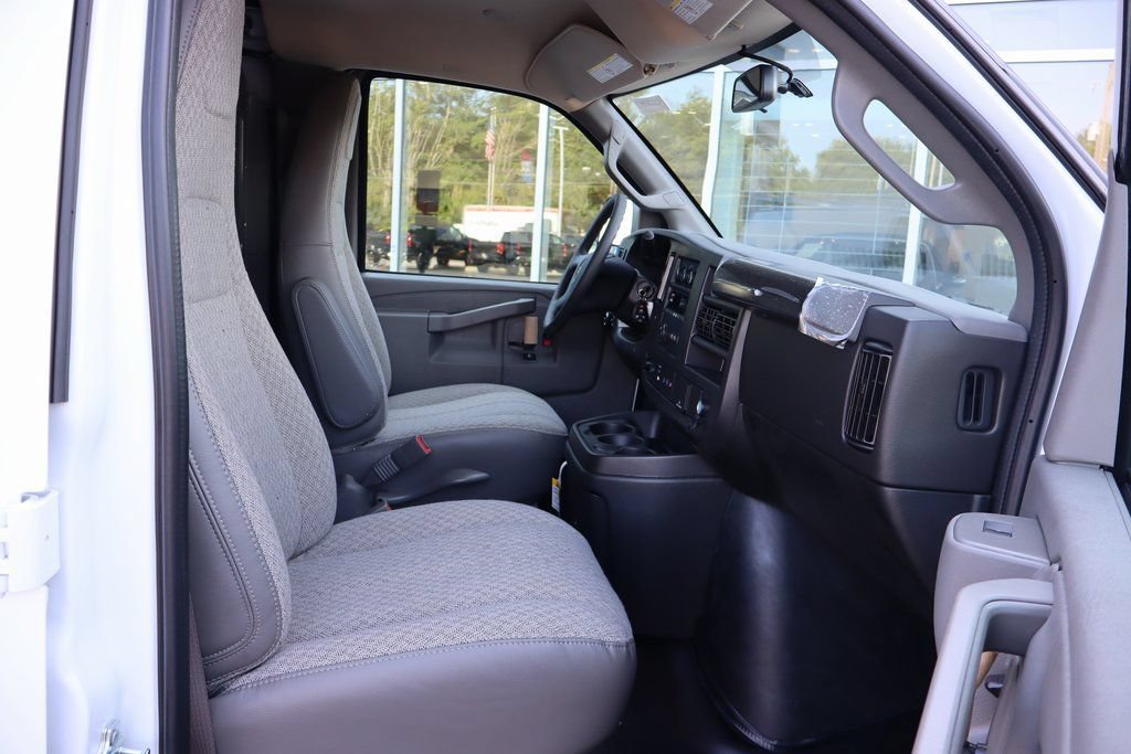 New 2025 Chevrolet Express 2500 w/ Driver Convenience Package RWD image 18
