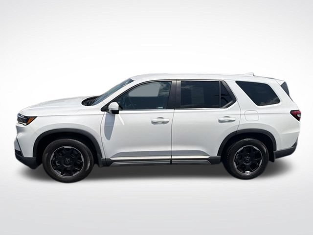 Used 2025 Honda Pilot EX-L image 3