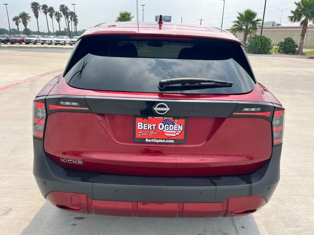 Used 2025 Nissan Kicks SV FWD image 5