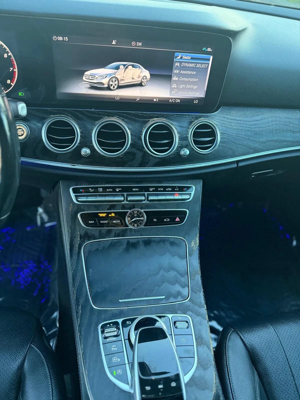 Used 2019 Mercedes-Benz E 300 4MATIC w/ Premium 1 Package image 21