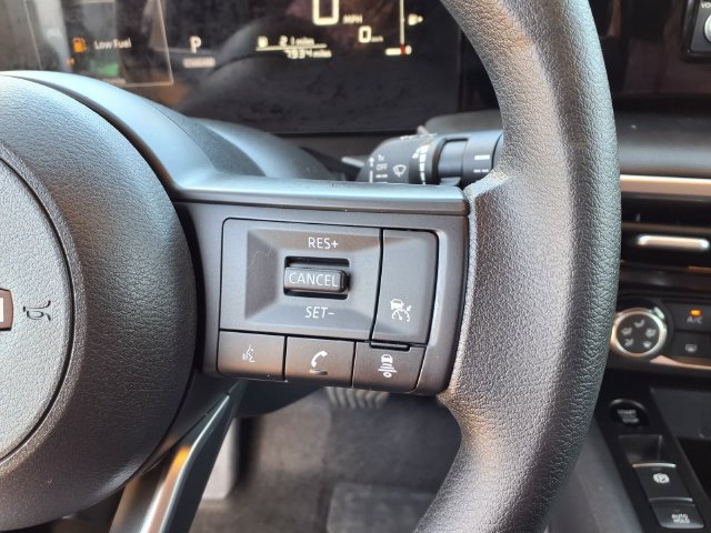 Used 2025 Nissan Kicks S AWD/4WD image 20
