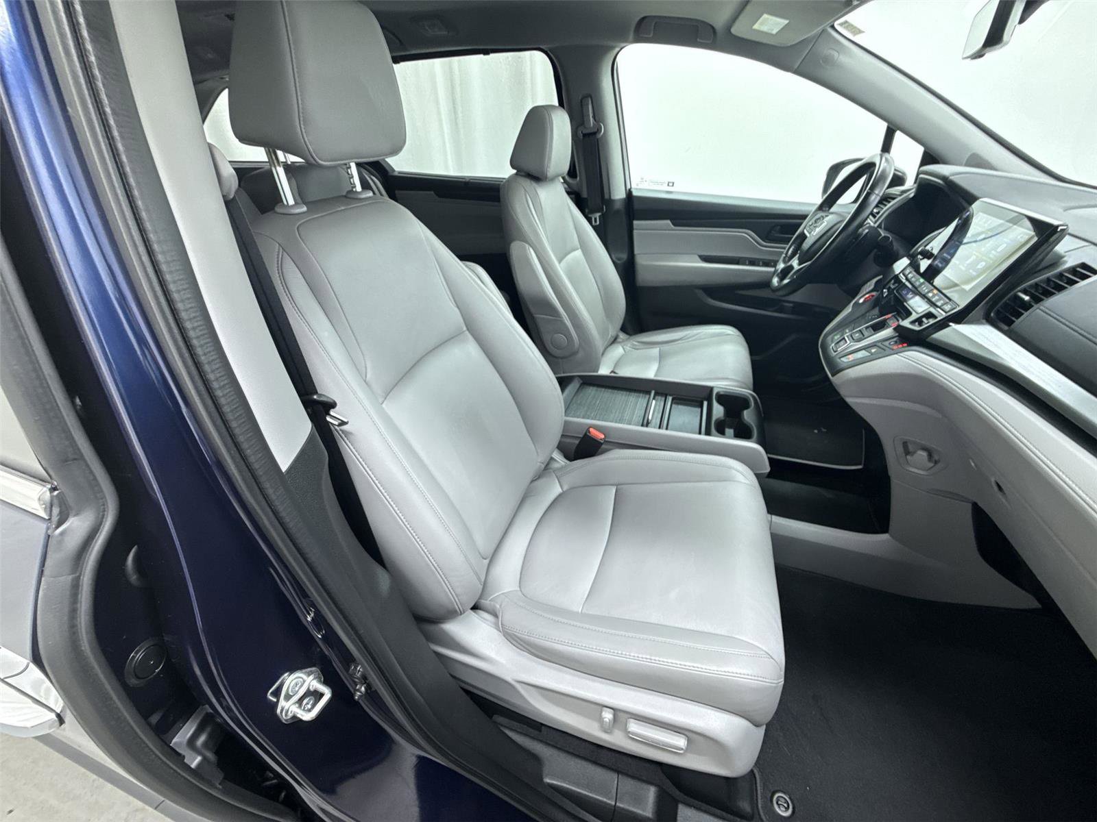 Used 2018 Honda Odyssey EX-L image 32