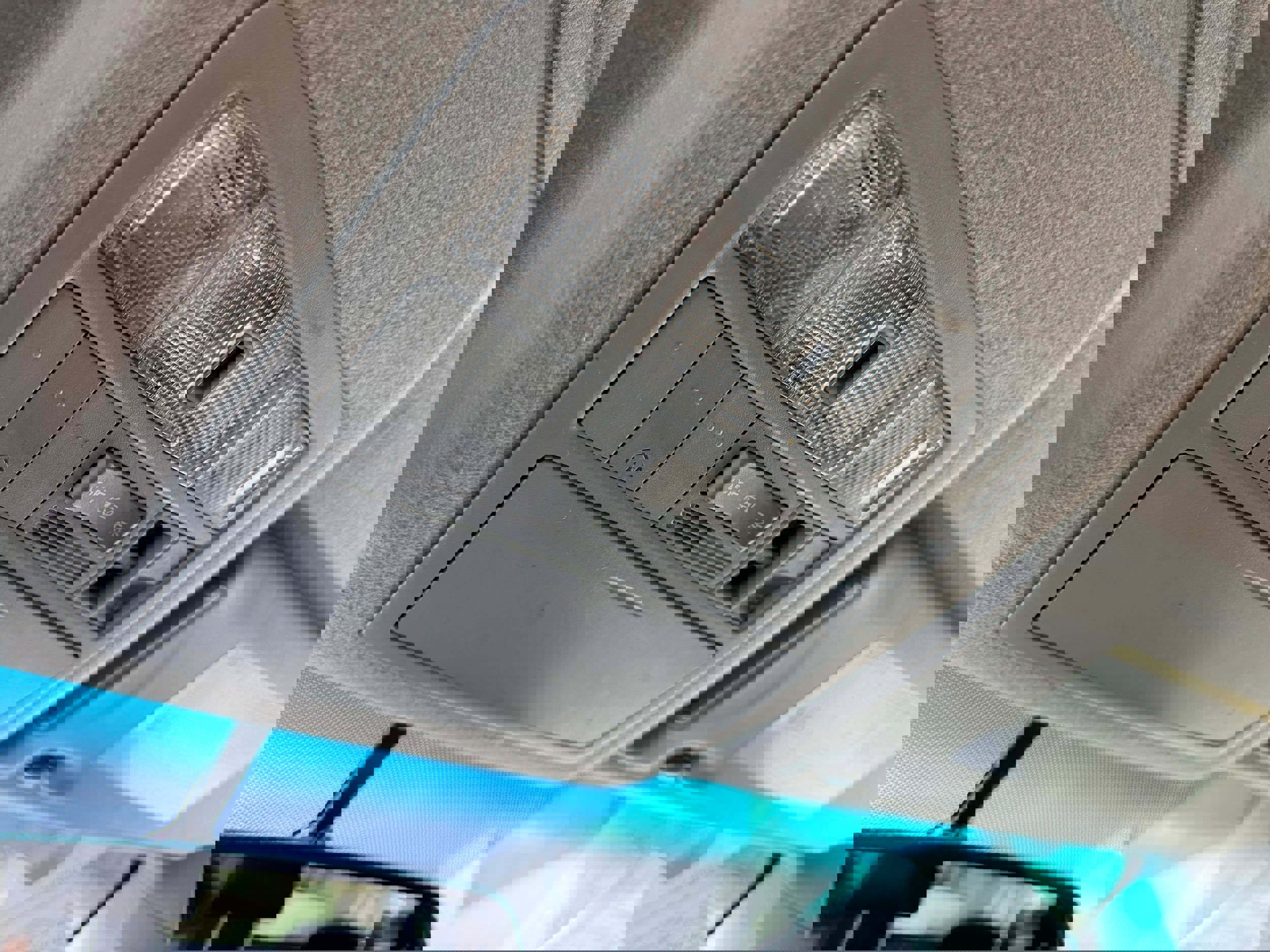 Used 2011 Toyota Highlander SE w/ Tow Pkg AWD/4WD image 23