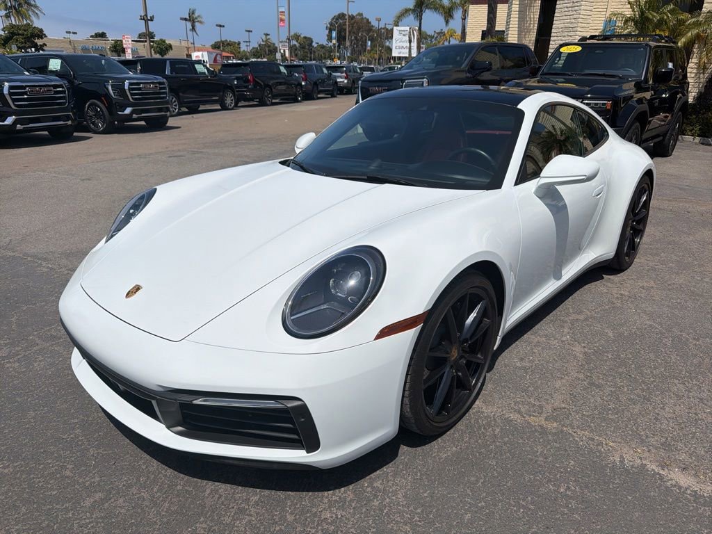 Used 2020 Porsche 911 Carrera RWD image 1