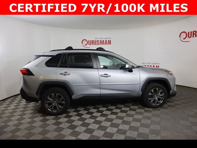 Used 2022 Toyota RAV4 XLE Premium image 18