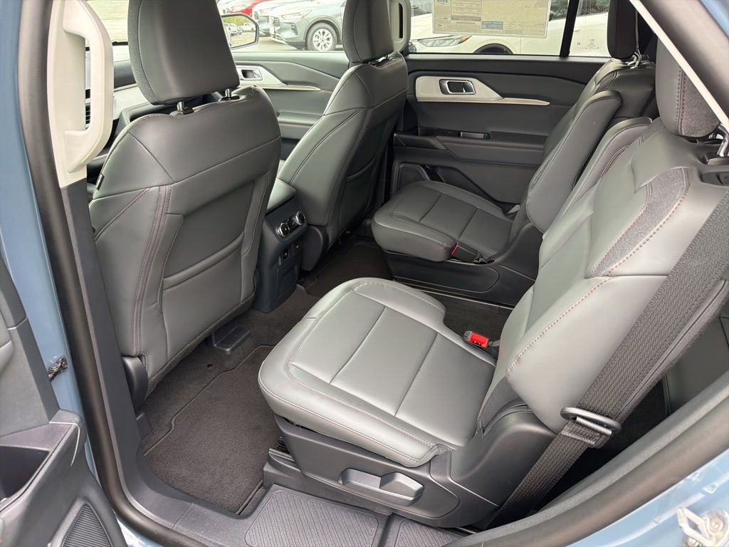 New 2026 Ford Explorer Active image 18