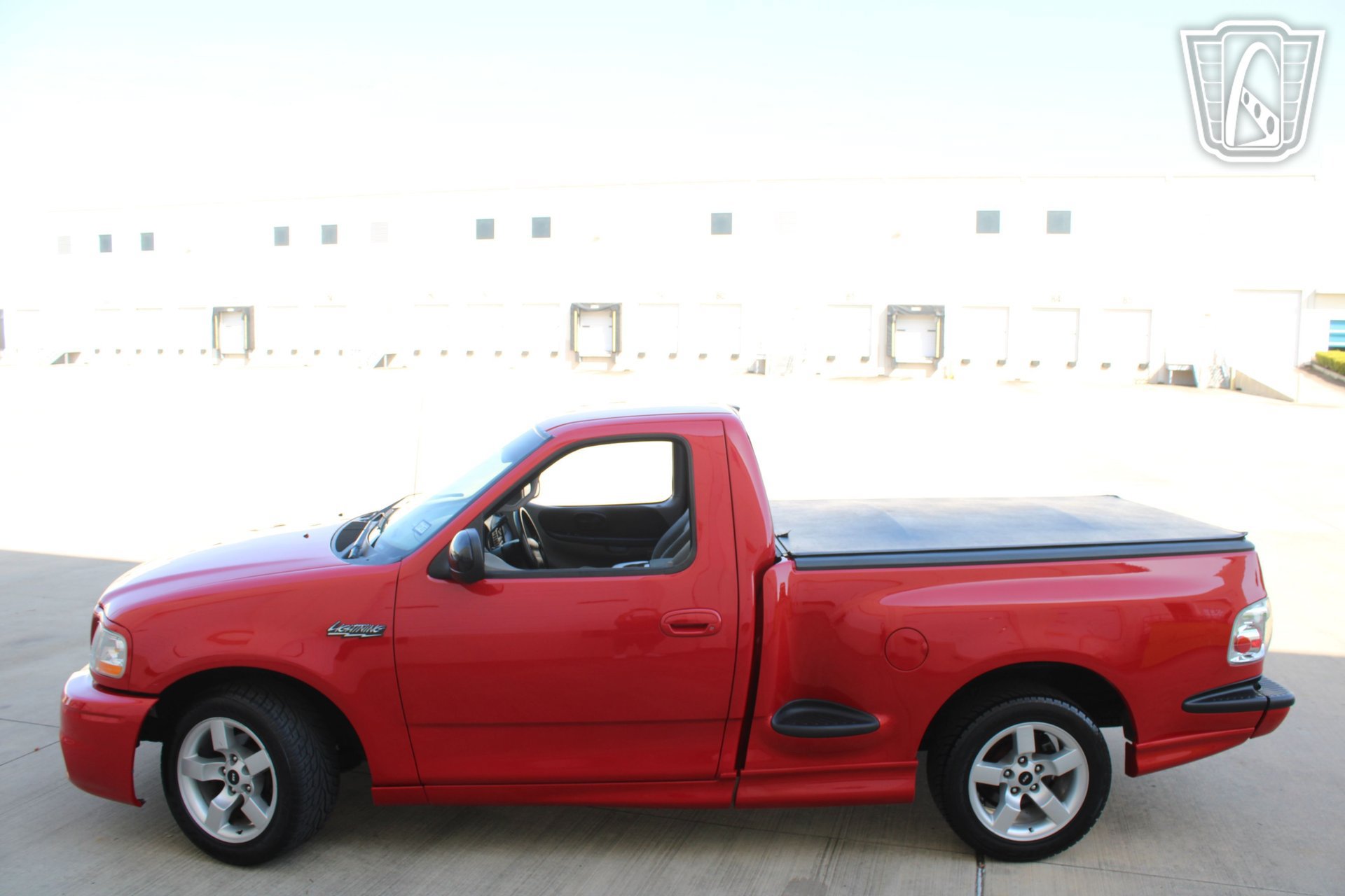 Used 2001 Ford F150 Lightning RWD image 21