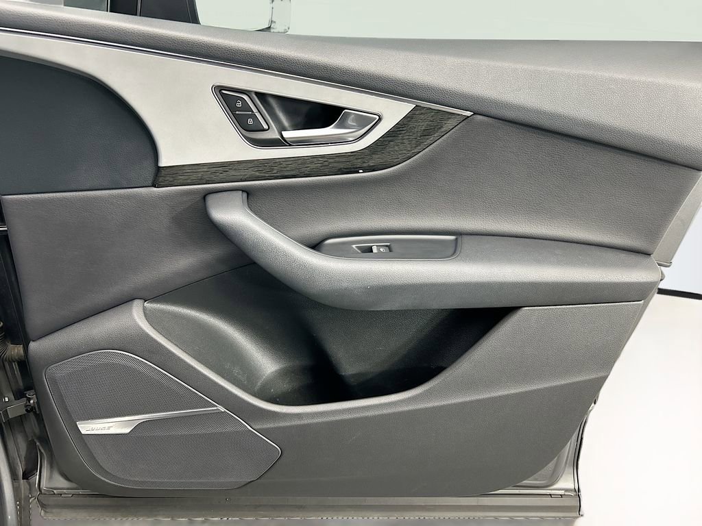 Used 2018 Audi Q7 2.0T Premium Plus w/ Premium Plus Package image 24