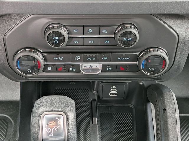 New 2026 Ford Bronco Badlands AWD/4WD image 15