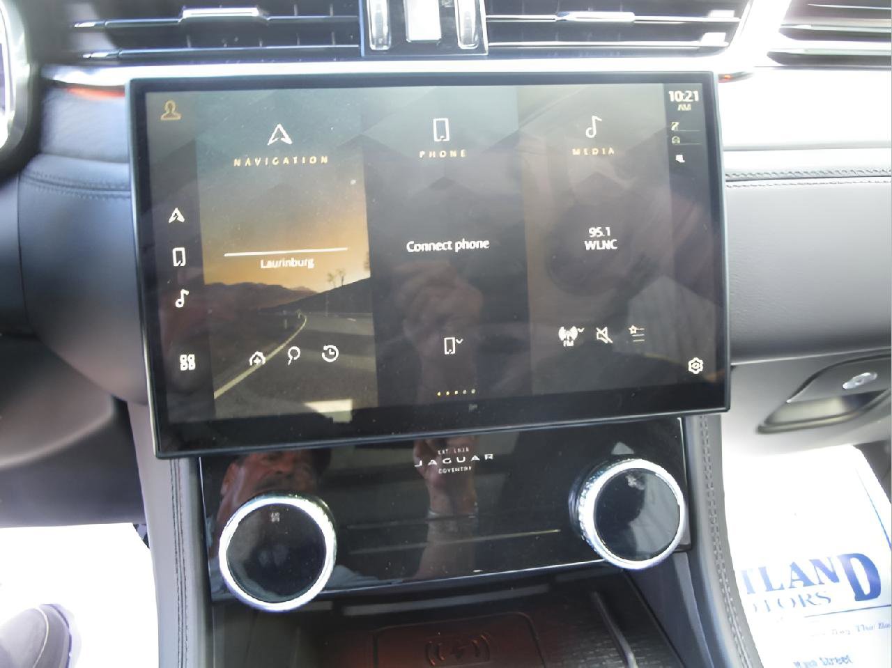 Used 2022 Jaguar F-PACE S image 5