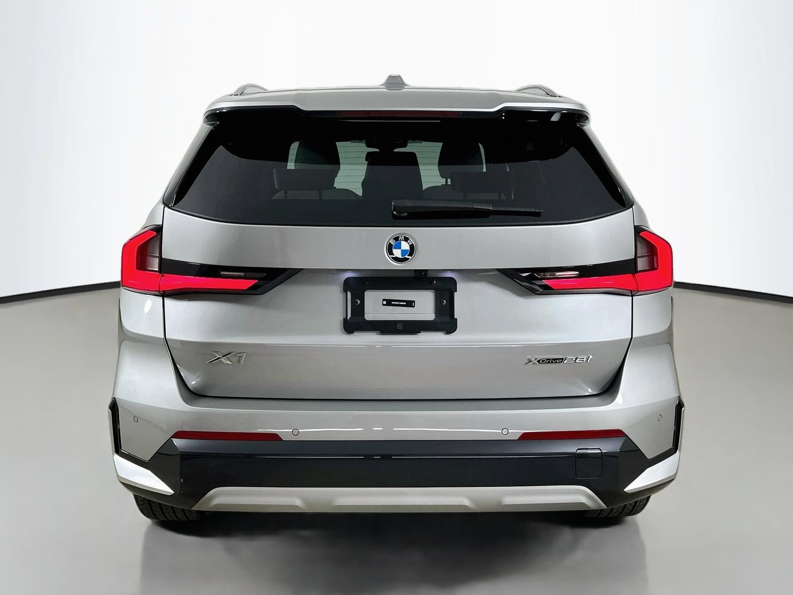 Used 2026 BMW X1 xDrive28i w/ Convenience Package AWD/4WD image 6
