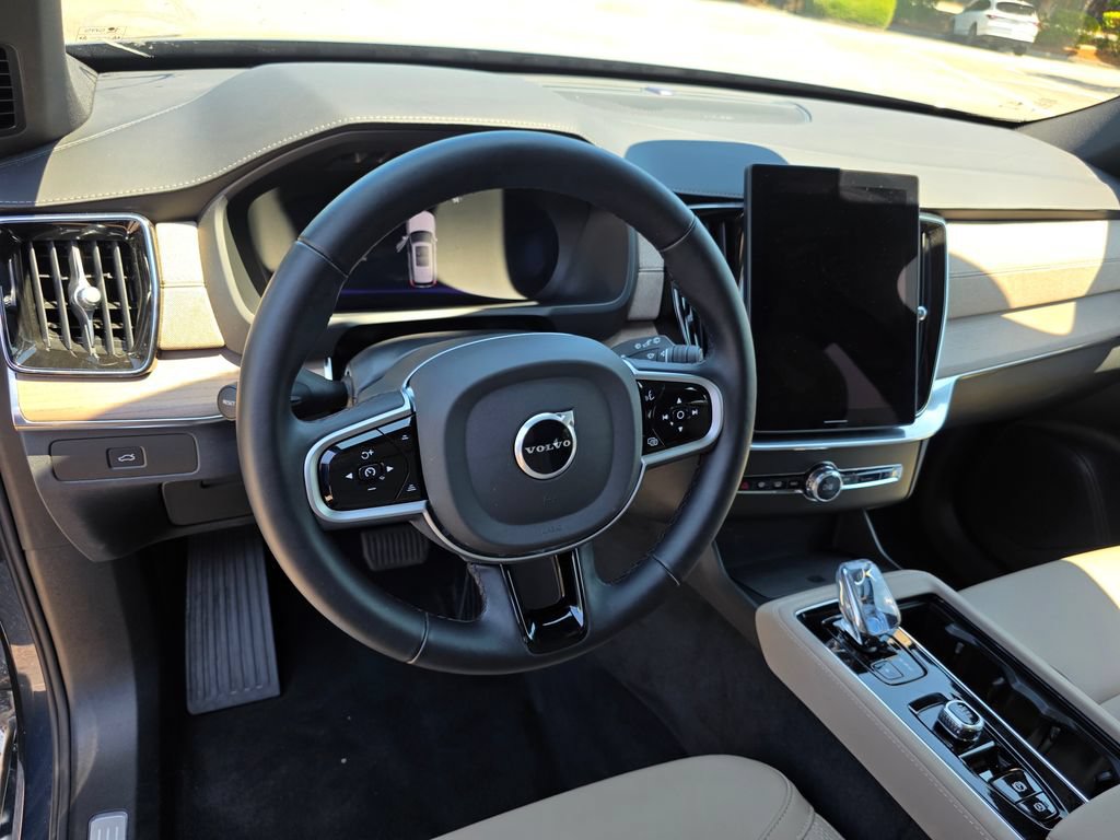 Used 2026 Volvo XC90 B6 Plus AWD/4WD image 14