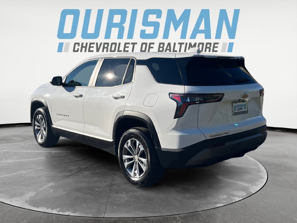Used 2025 Chevrolet Equinox LT AWD/4WD image 4