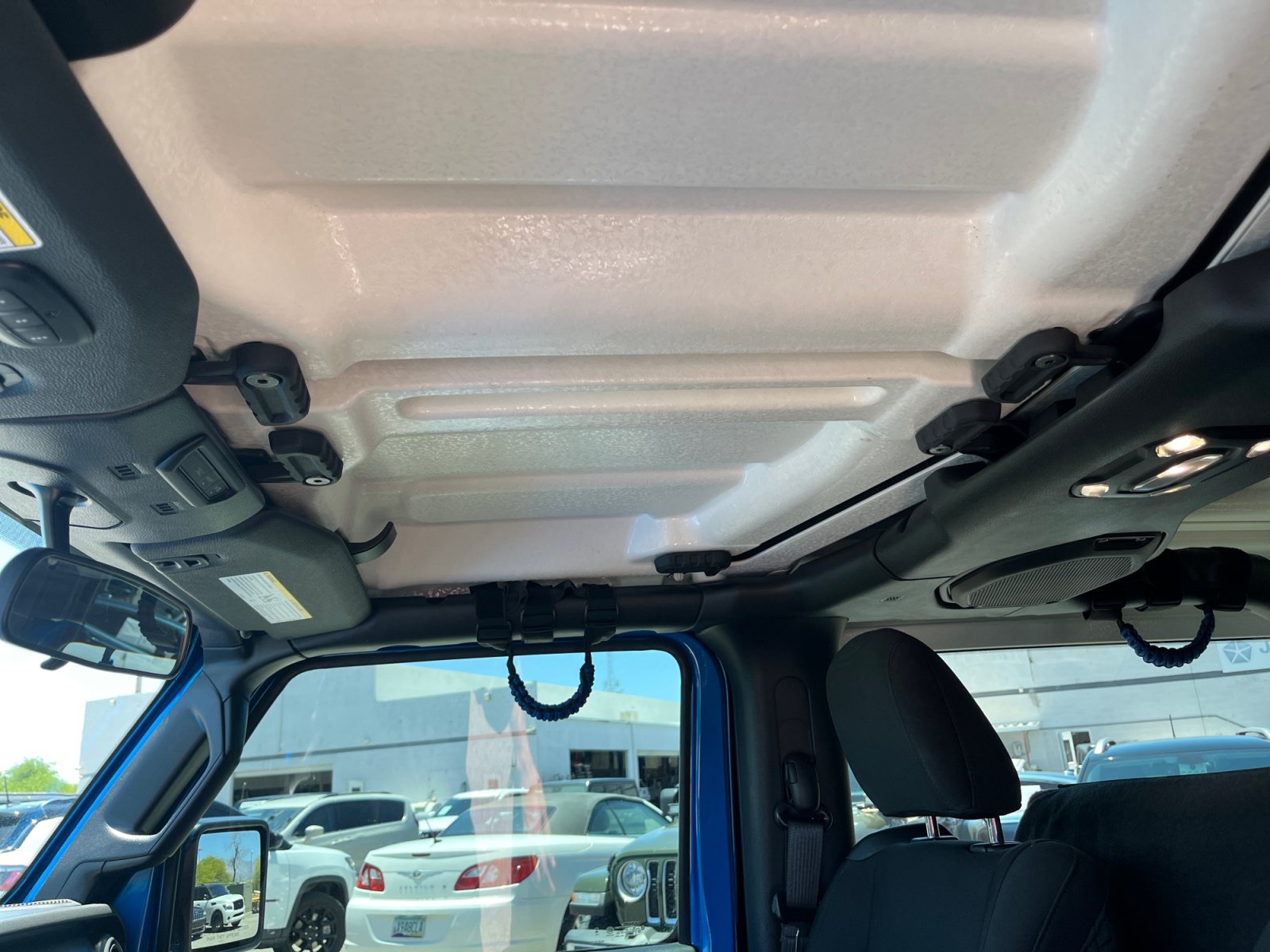 Used 2023 Jeep Wrangler Sport AWD/4WD image 25