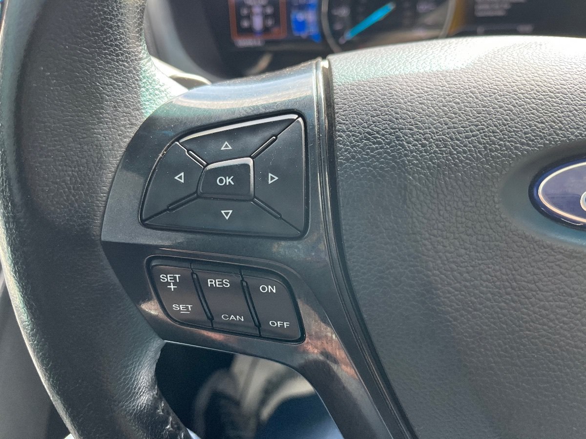 Used 2016 Ford Explorer XLT w/ Equipment Group 202A FWD image 19