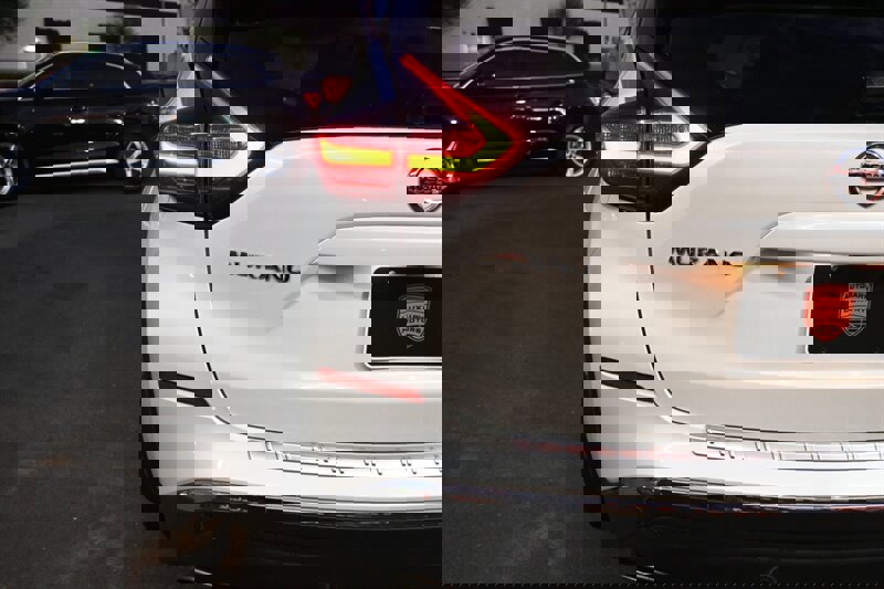 Used 2021 Nissan Murano SL w/ SL Moonroof Package image 9