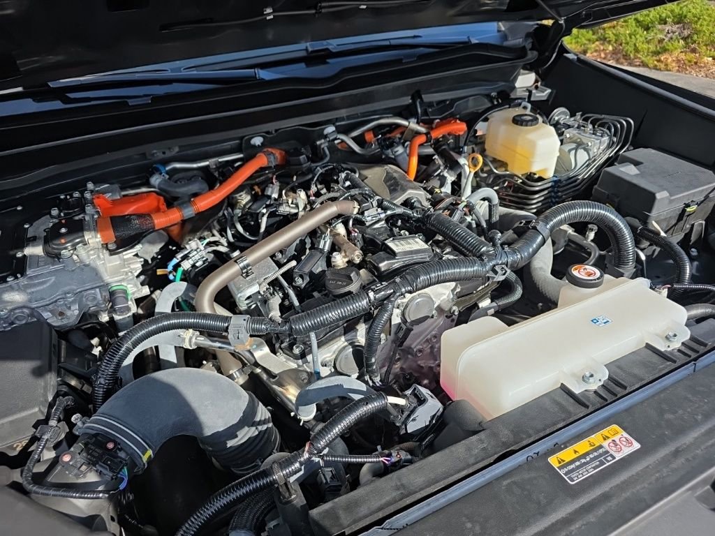 Used 2024 Toyota Tacoma TRD Sport w/ TRD Sport Upgrade Package image 37