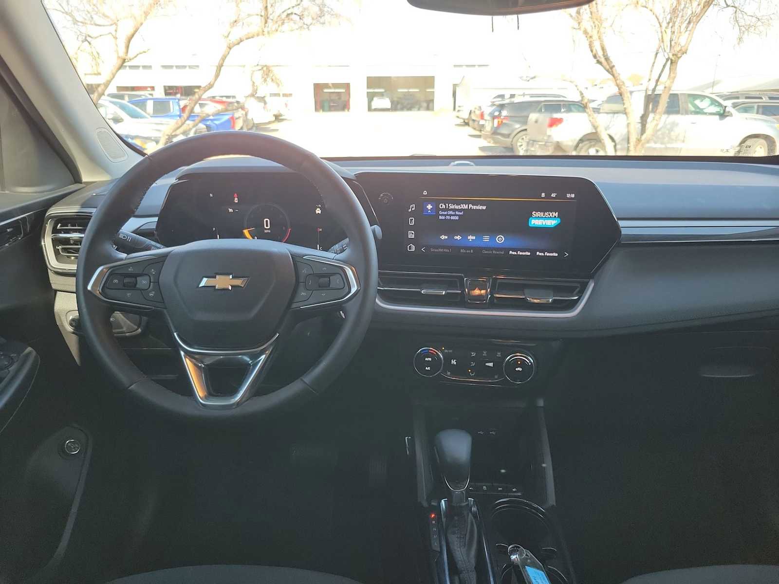 Used 2025 Chevrolet TrailBlazer LT w/ Convenience Package image 10