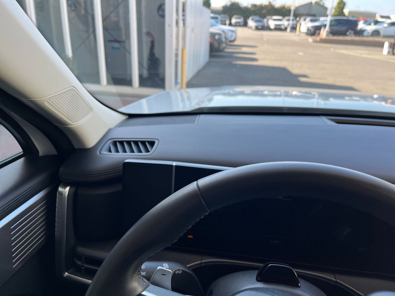 Used 2025 Hyundai Santa Fe SEL image 36