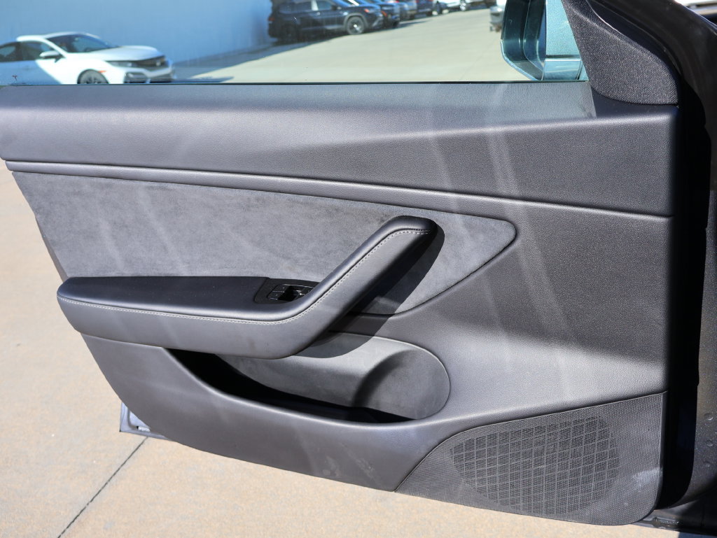 Used 2018 Tesla Model 3 RWD image 35