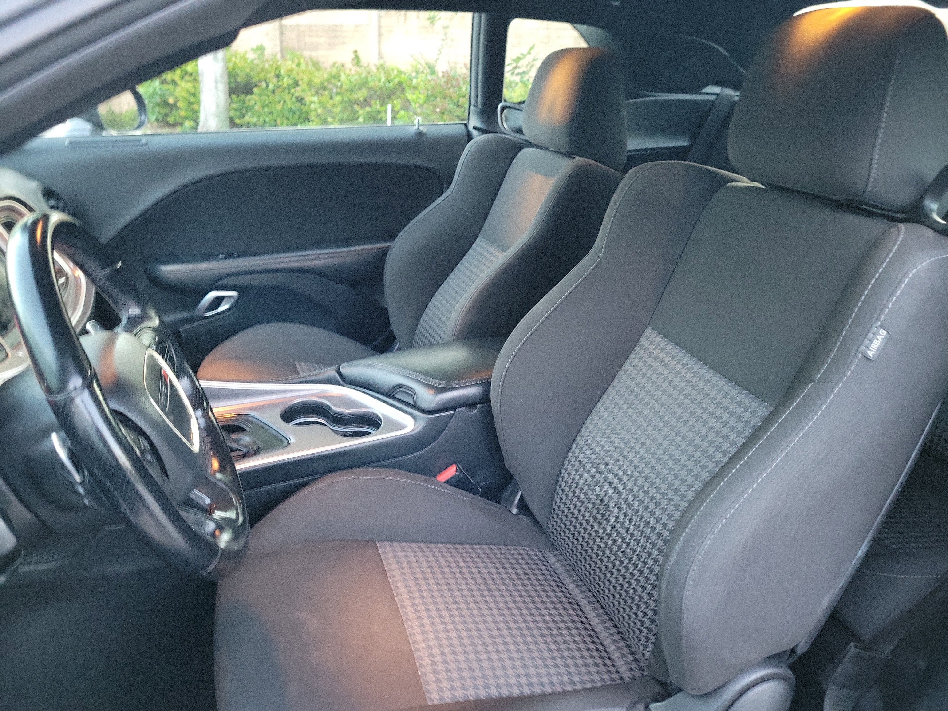 Used 2022 Dodge Challenger GT image 19