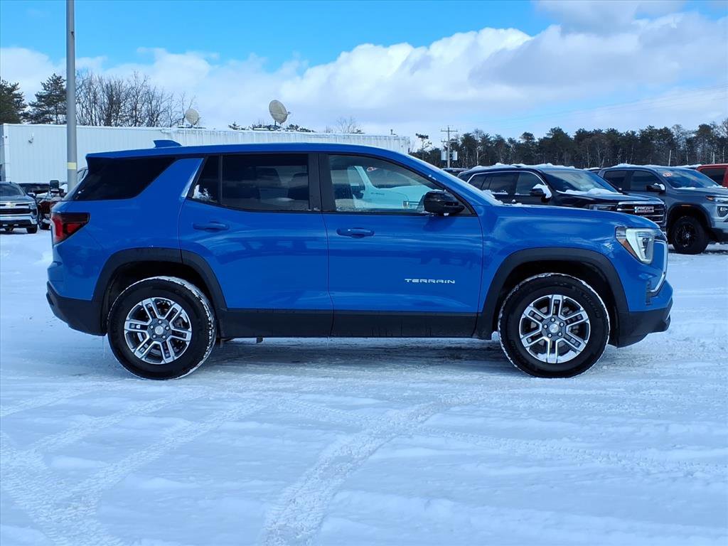 Certified 2025 GMC Terrain Elevation image 3