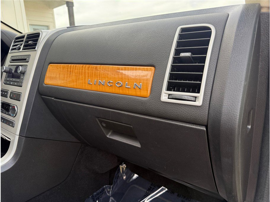 Used 2008 Lincoln MKX AWD image 35