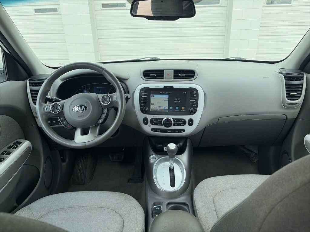 Used 2017 Kia Soul EV FWD image 21