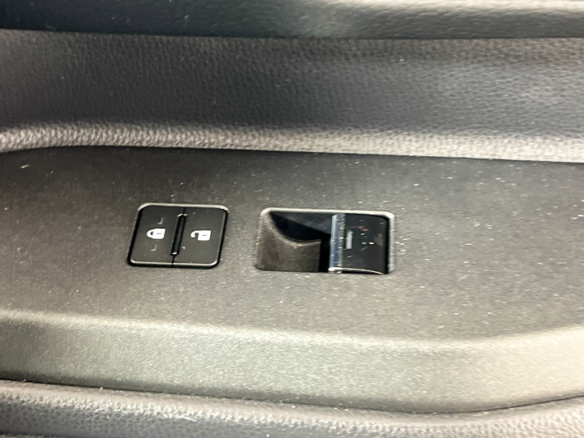 Used 2024 Toyota Land Cruiser image 32