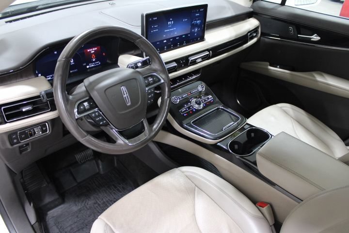 Used 2022 Lincoln Nautilus Reserve AWD/4WD image 48