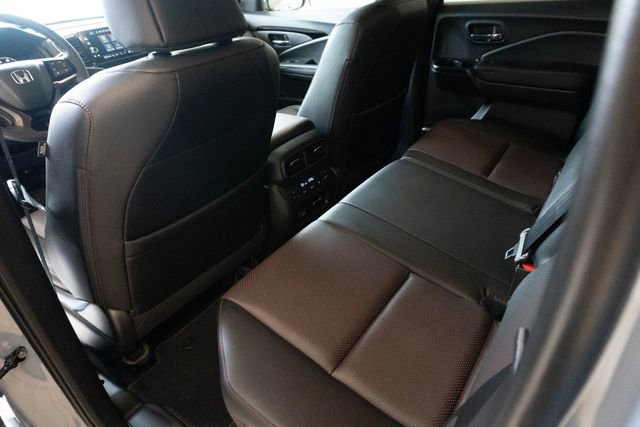 Certified 2025 Honda Ridgeline Black Edition image 18