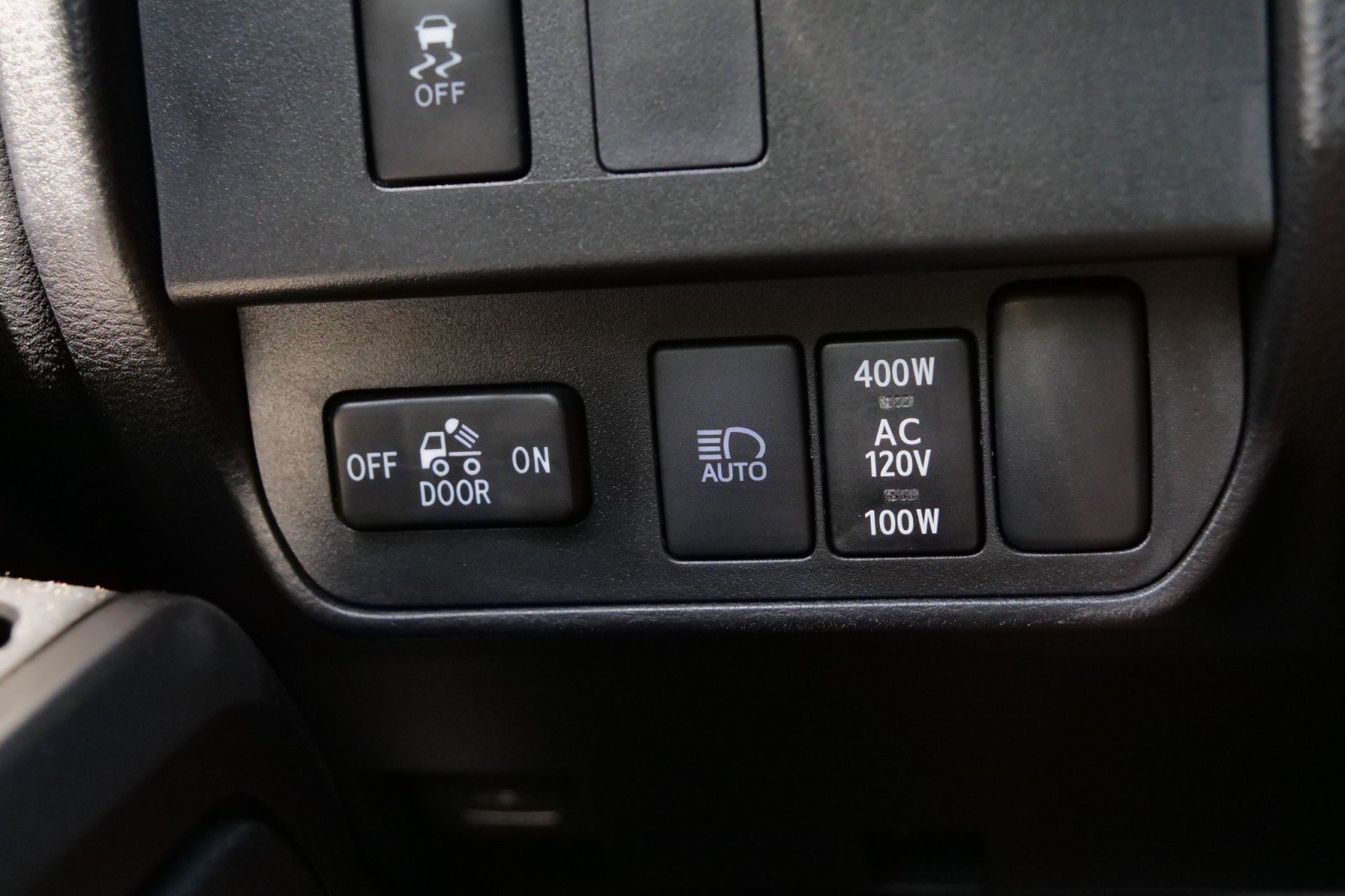 Used 2022 Toyota Tacoma TRD Sport AWD/4WD image 15