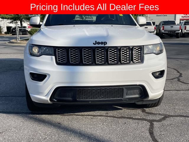 Used 2019 Jeep Grand Cherokee Altitude AWD/4WD image 8