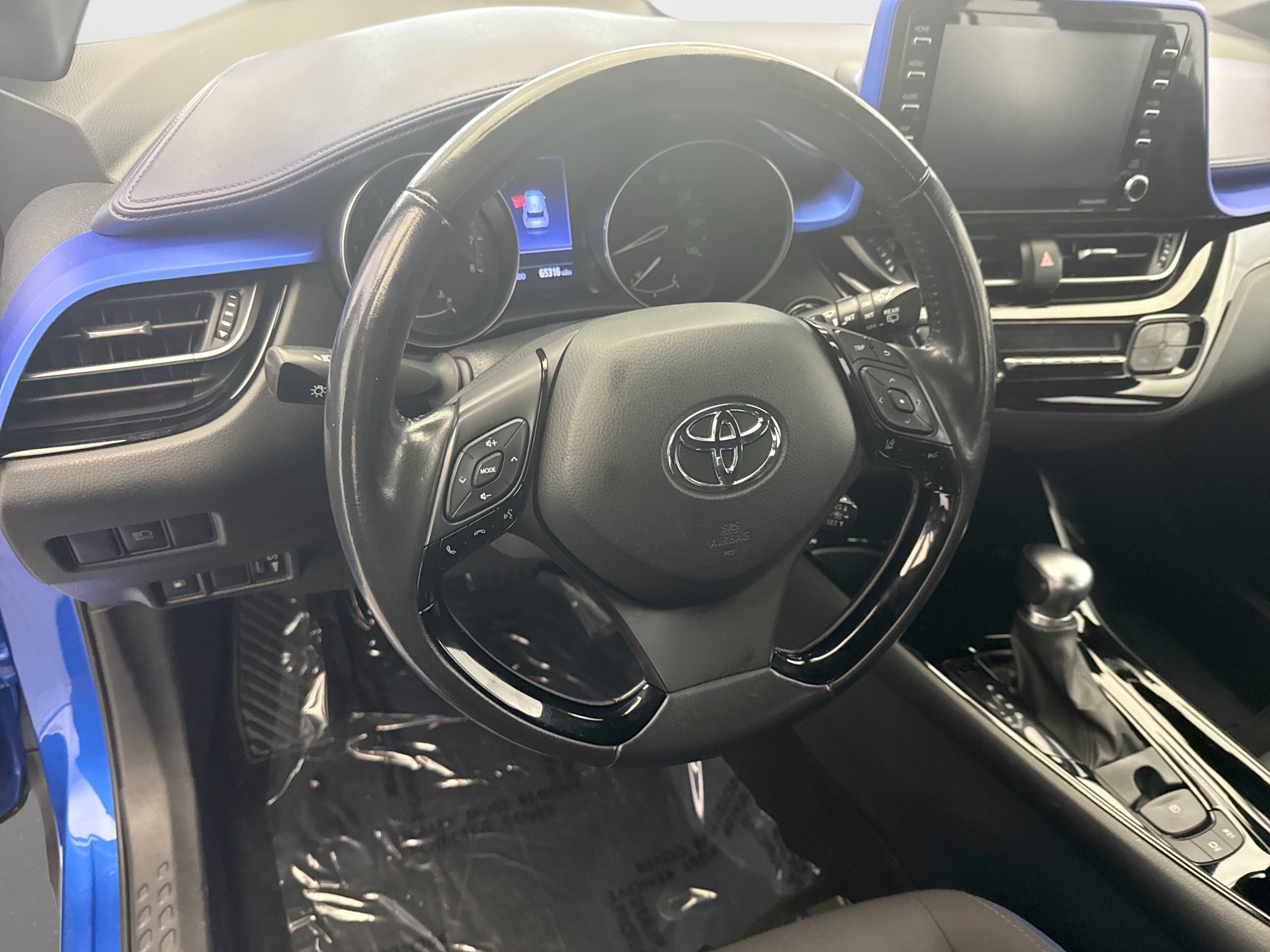 Used 2021 Toyota C-HR XLE FWD image 12