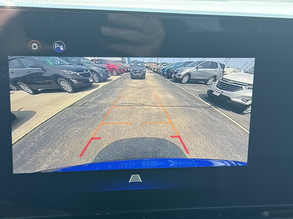 Certified 2025 Chevrolet Equinox RS AWD/4WD image 20