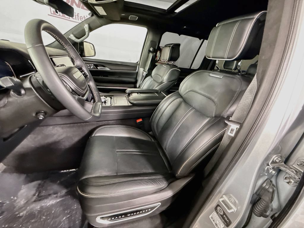 Used 2024 Jeep Grand Wagoneer L Series II w/ Quick Order Packagew 28T AWD/4WD image 28