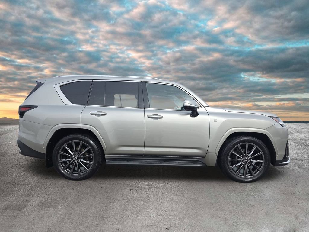 Certified 2022 Lexus LX 600 F Sport image 9