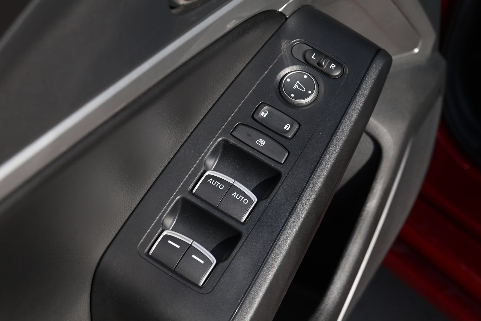 Used 2025 Acura Integra FWD image 27