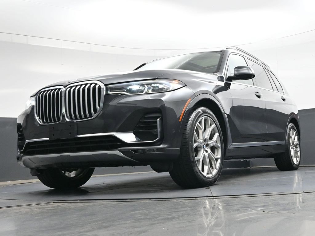Used 2022 BMW X7 xDrive40i w/ Executive Package AWD/4WD image 39