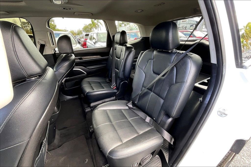 Used 2022 Kia Telluride EX w/ EX Premium Package image 14