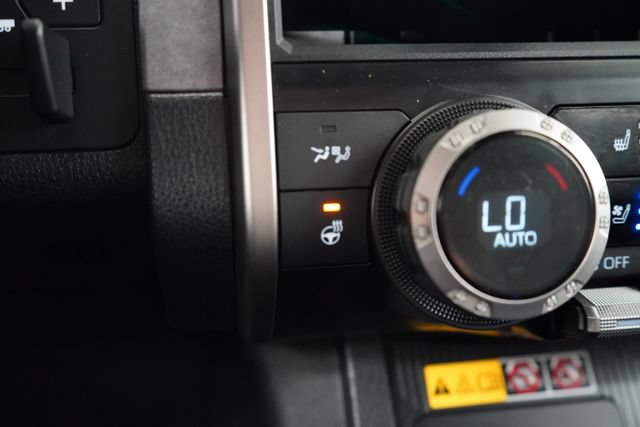 Used 2025 Toyota 4Runner Trailhunter AWD/4WD image 38