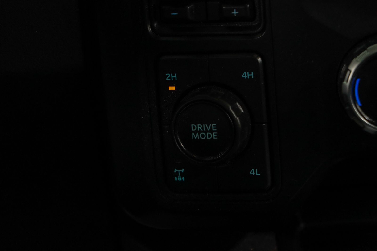 Used 2023 Ford F250 Lariat w/ Lariat Ultimate Package image 22