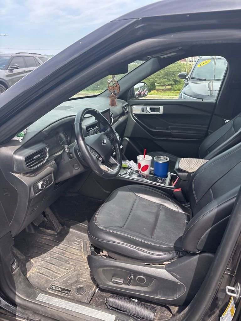 Used 2020 Ford Explorer Limited AWD/4WD image 14