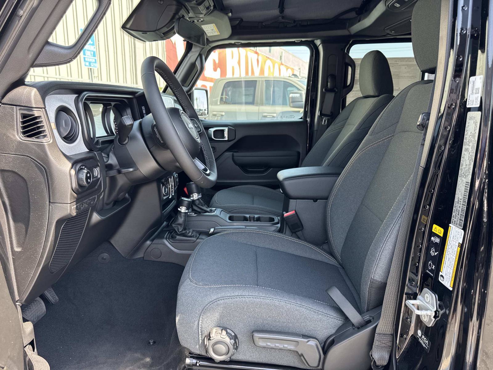 New 2026 Jeep Gladiator Sport AWD/4WD image 24
