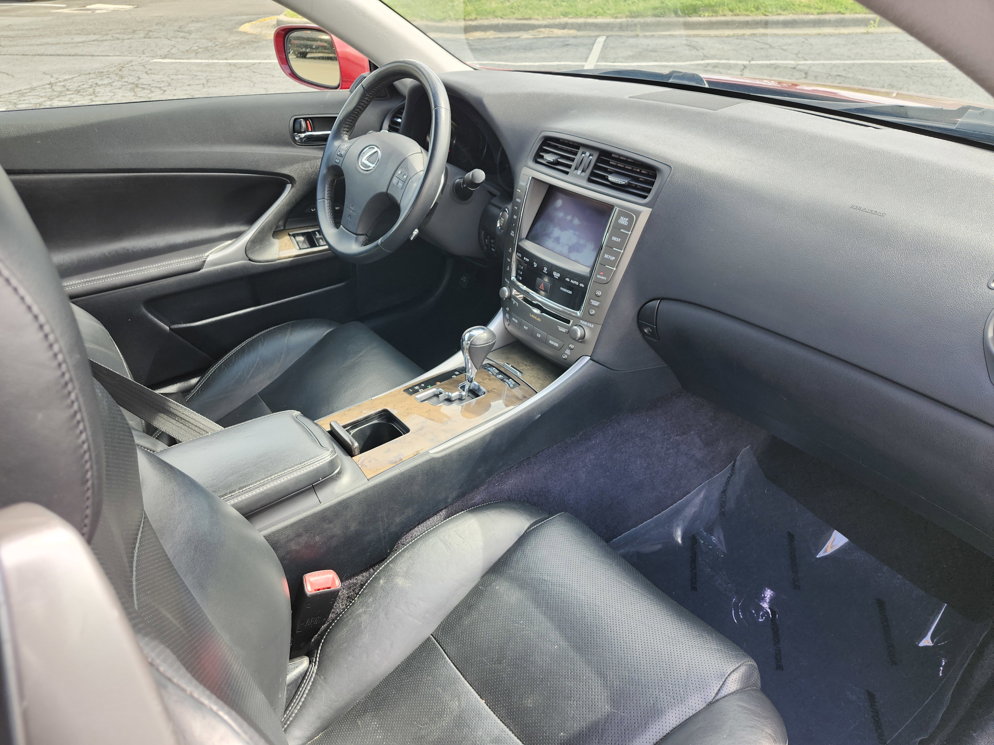 Used 2010 Lexus IS 350C image 26