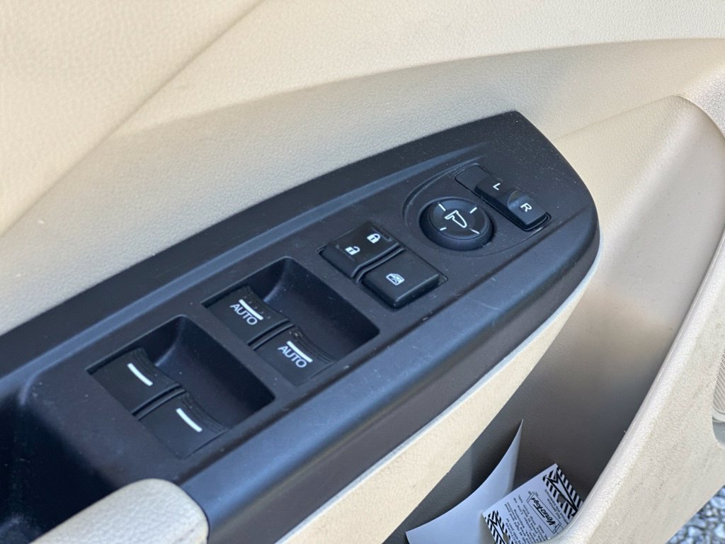 Used 2016 Acura RDX AWD image 16