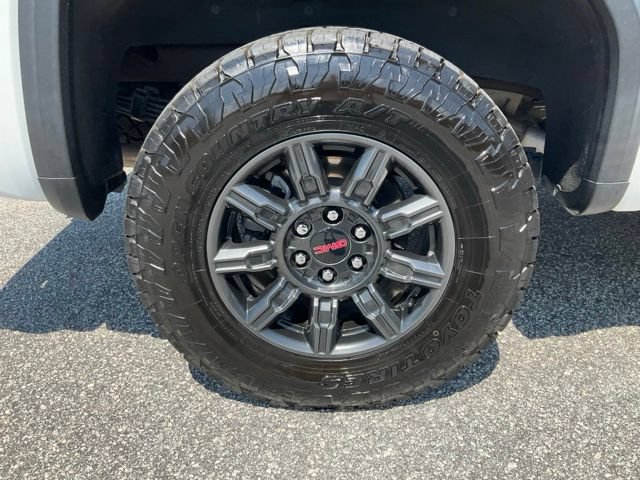 Used 2024 GMC Sierra 1500 AT4X AWD/4WD image 26