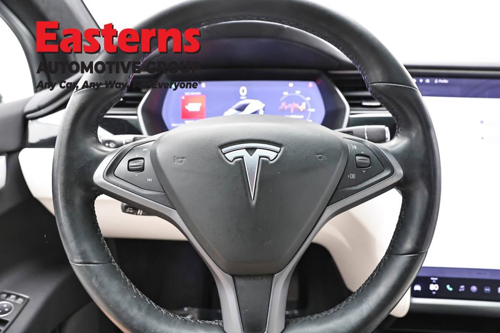 Used 2018 Tesla Model X 75D AWD/4WD image 10